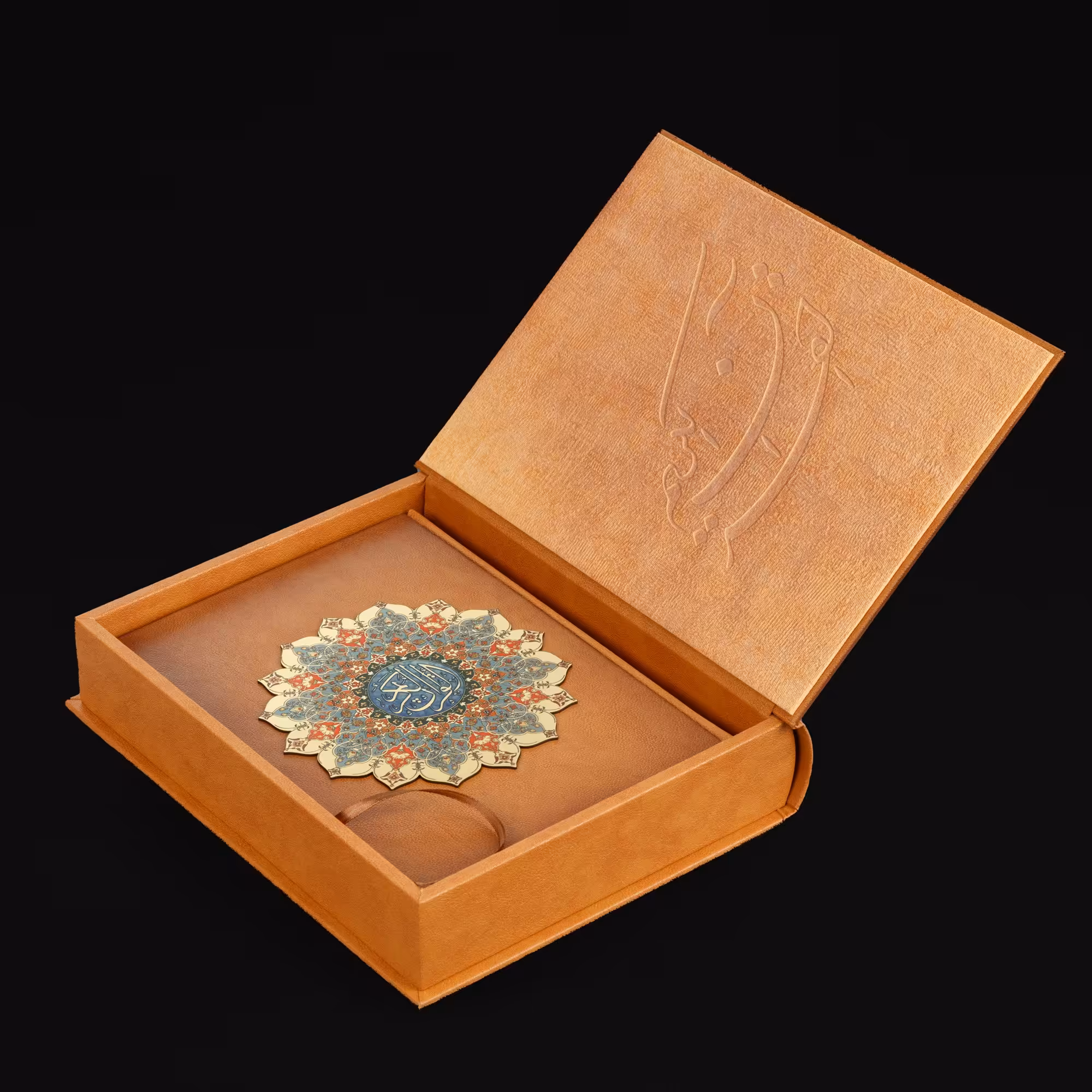 کتاب قرآن وزیری گلاسه با قاب قرآن( طرح لپ تاپی) ست سایه روشن با جلد کتاب