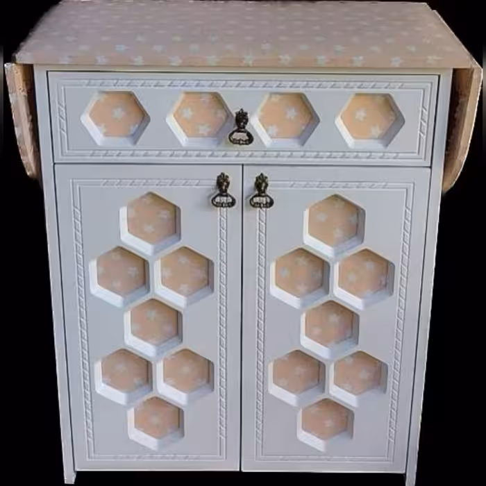 میز اتو وکیوم مدل زنبوری رنگ سفید 