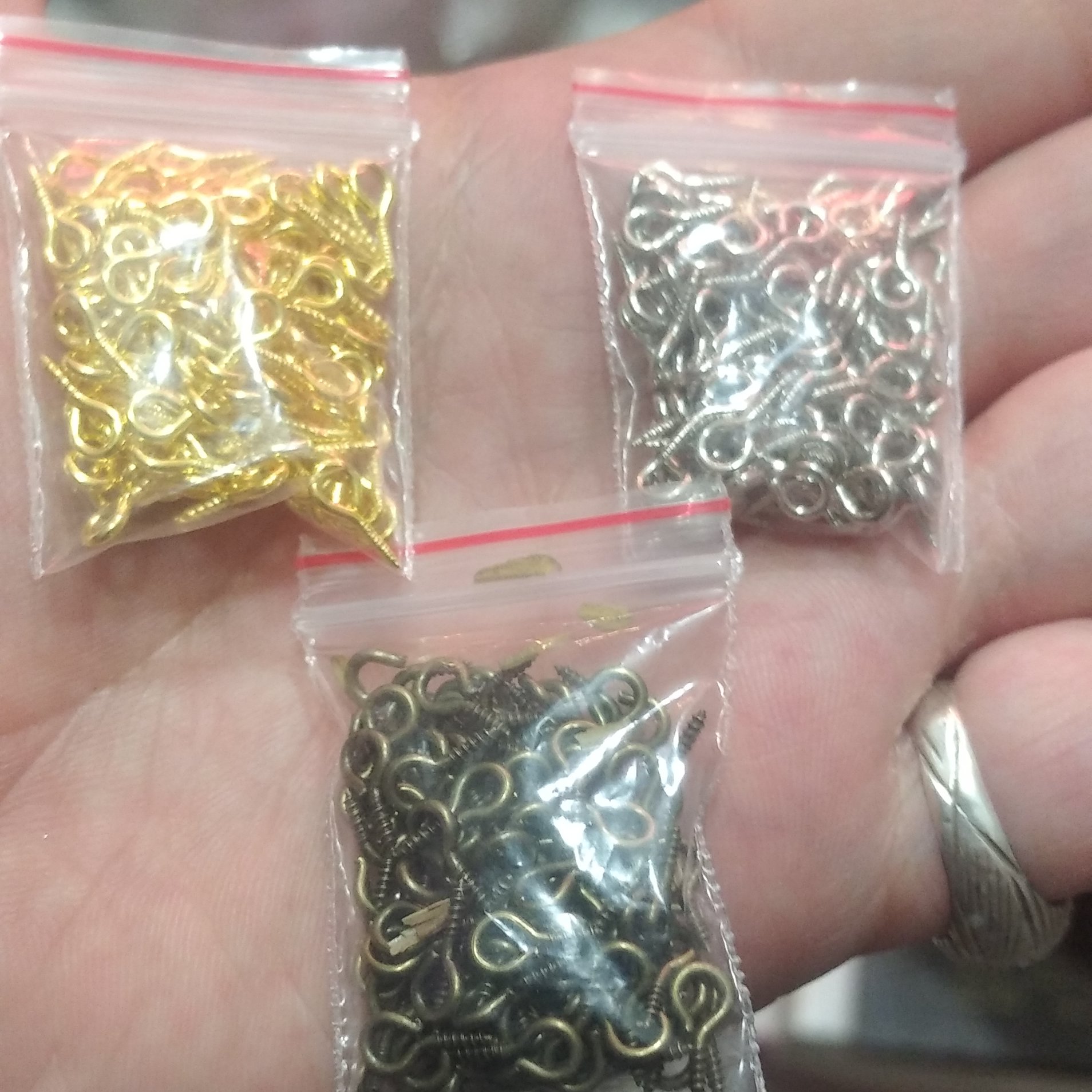 پیچ چوب پنبه بسته ی 100 عددی انتخاب رنگ با شماست