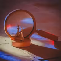 آینه رومیزی یا مصور