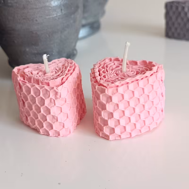 شمع موم عسلی قلبی