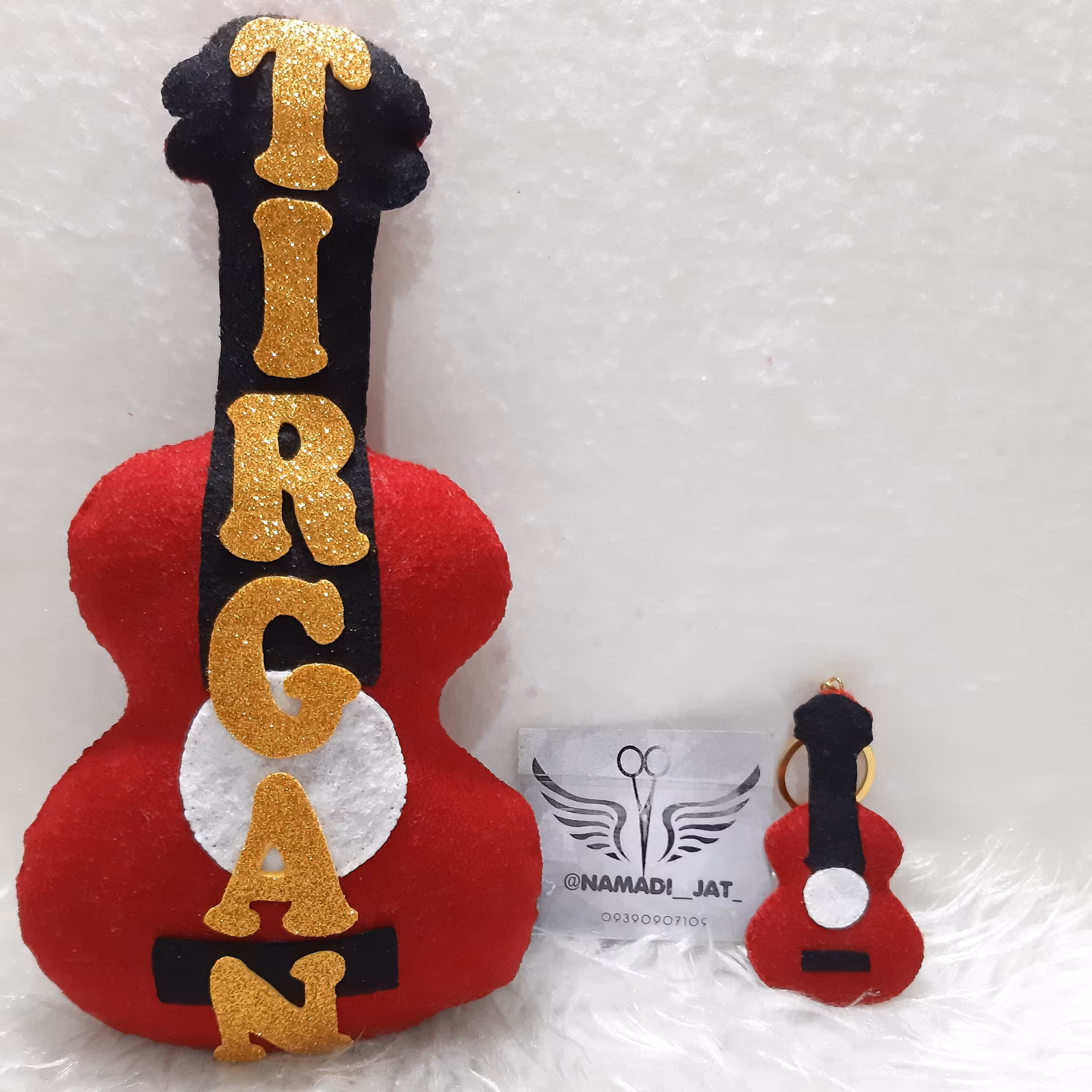 ست استنداسم نمدی وجاسوئیچی طرح گیتار