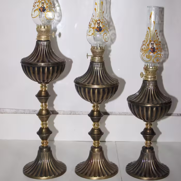 چراغ گردسوز آهنی آنتیک مدل کنار سالنی کوچک (پک 3 تایی)