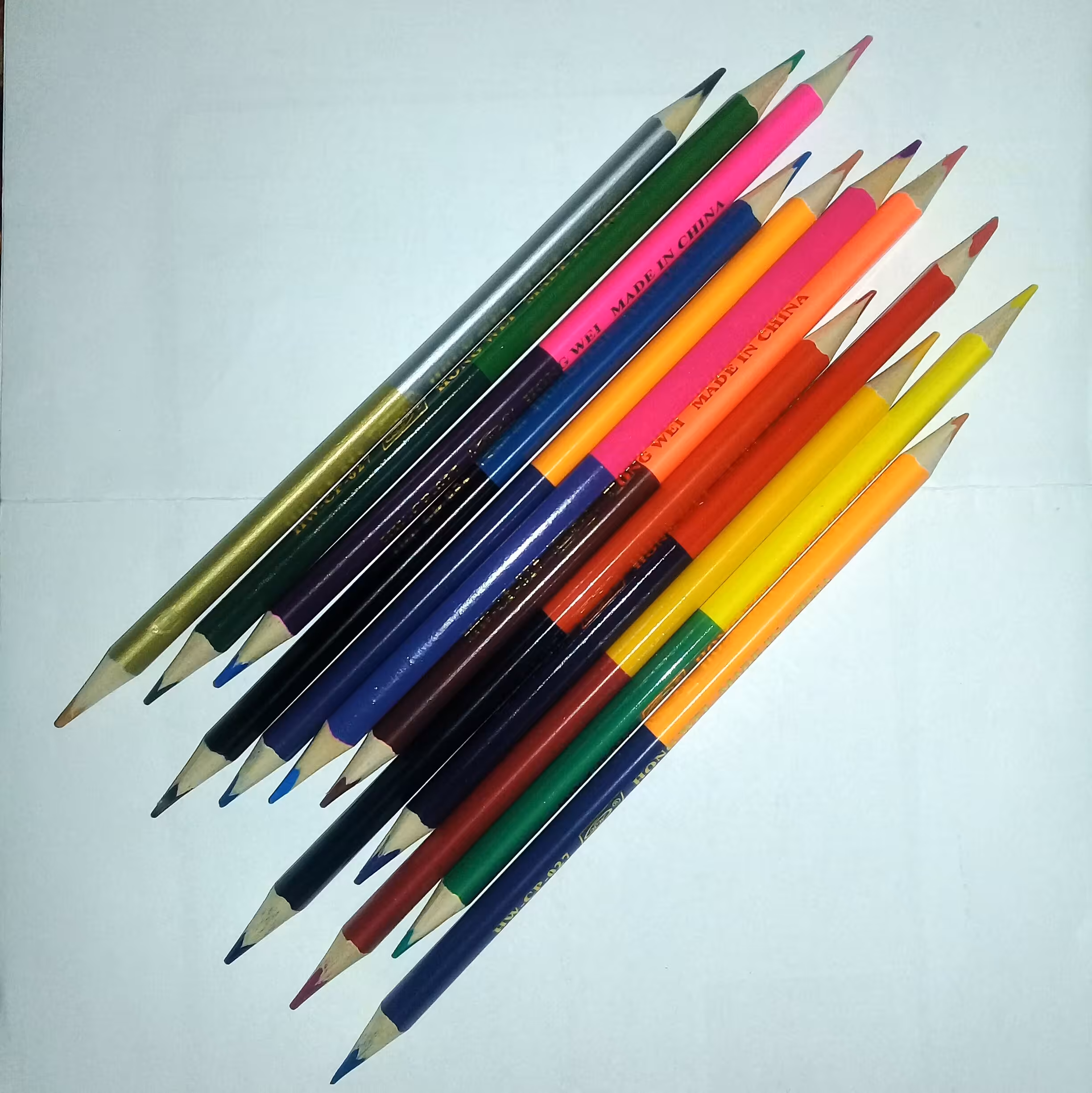 مداد رنگی 12 تایی دو طرفه ی 24 رنگ