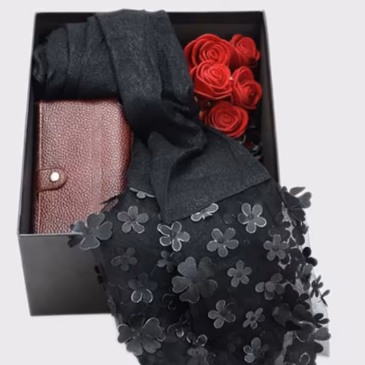 گیفت روز خانوم ومادر