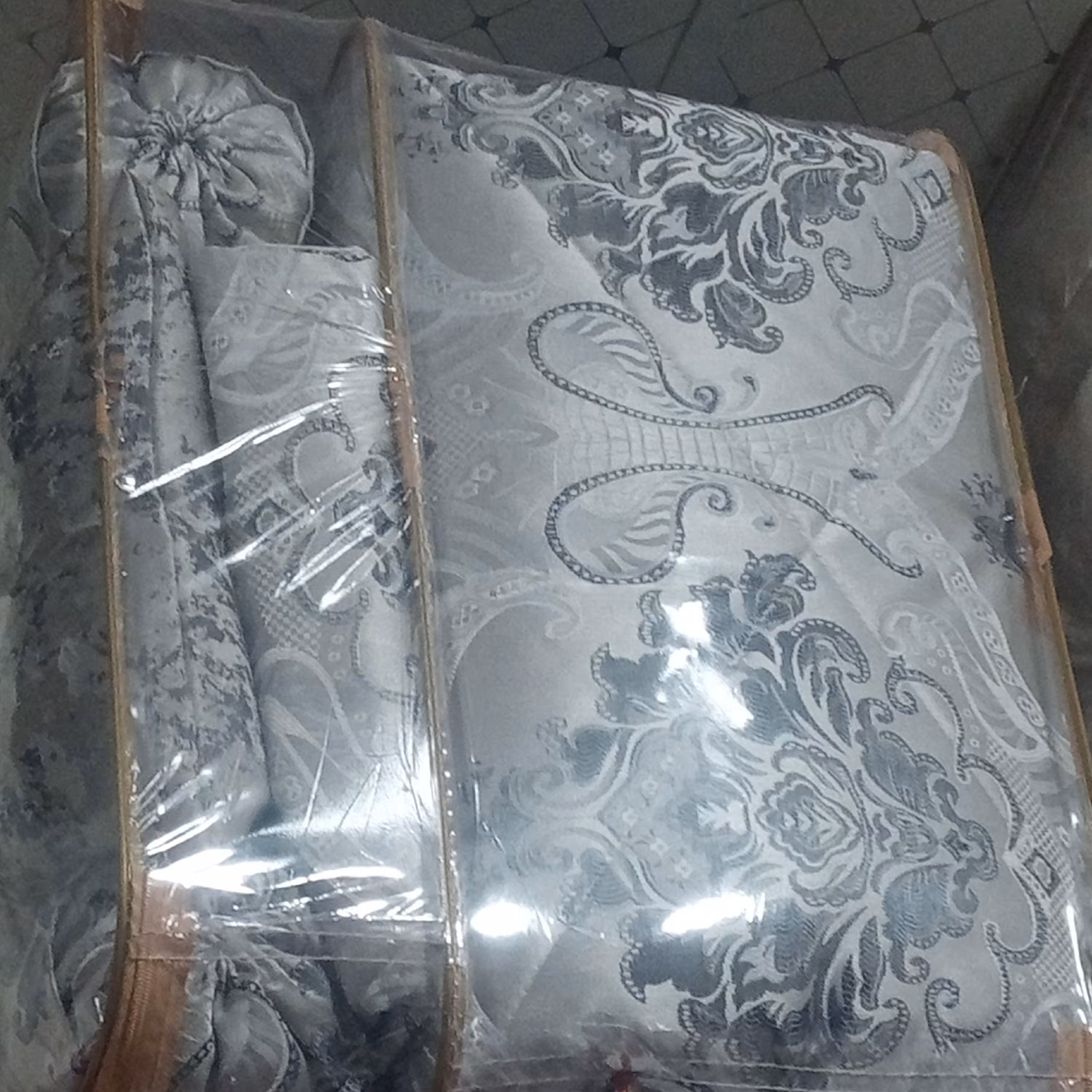 روتختی دونفره 10 تیکه جنس ژاکارد کریستالی ⁦^_^⁩____________......