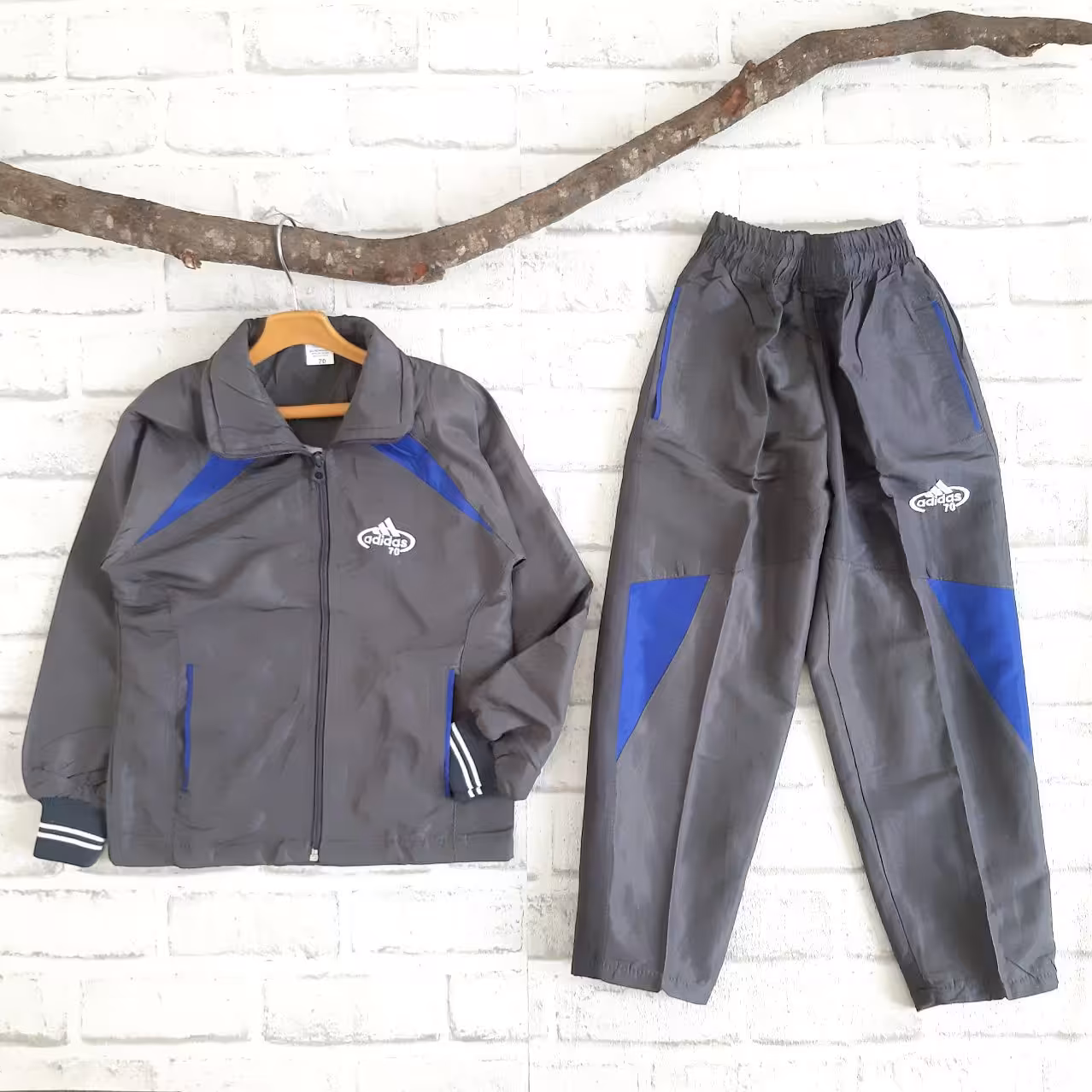 گرمکن و شلوار  ورزشی _سویشرت و شلوار ورزشی  دخترانه و پسرانه سایز  70 کد 679n