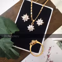 نیم ست سرویس فلاور طرح طلا  جنس استیل رنگ ثابت 