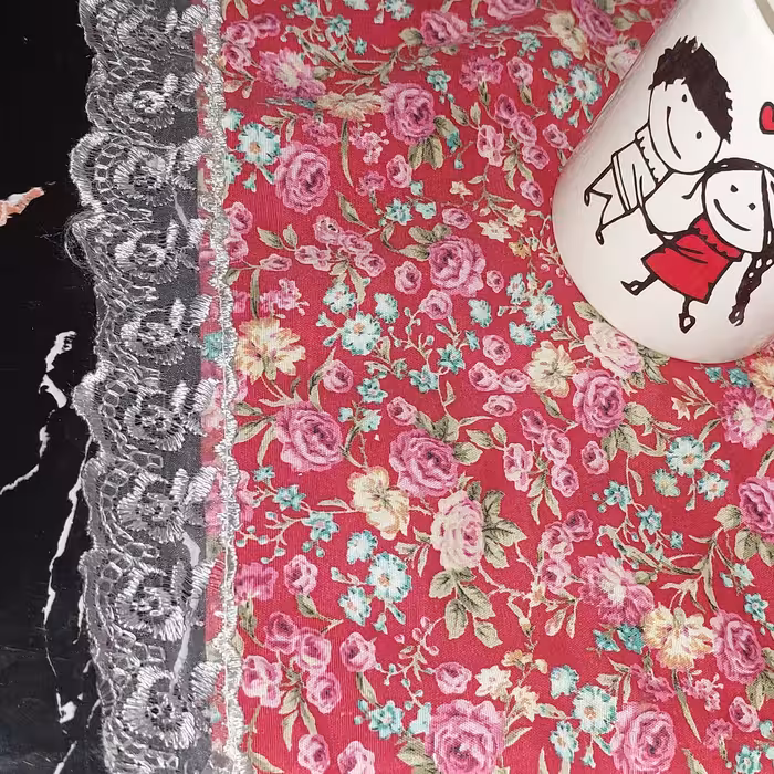 سفره پارچه ای.داری تمامی رنگها مناسب برای خرید نان و سفره و رومیزی. ابعاد یک متر در یک مترسایز و رنگبندی به انتخاب مشتری