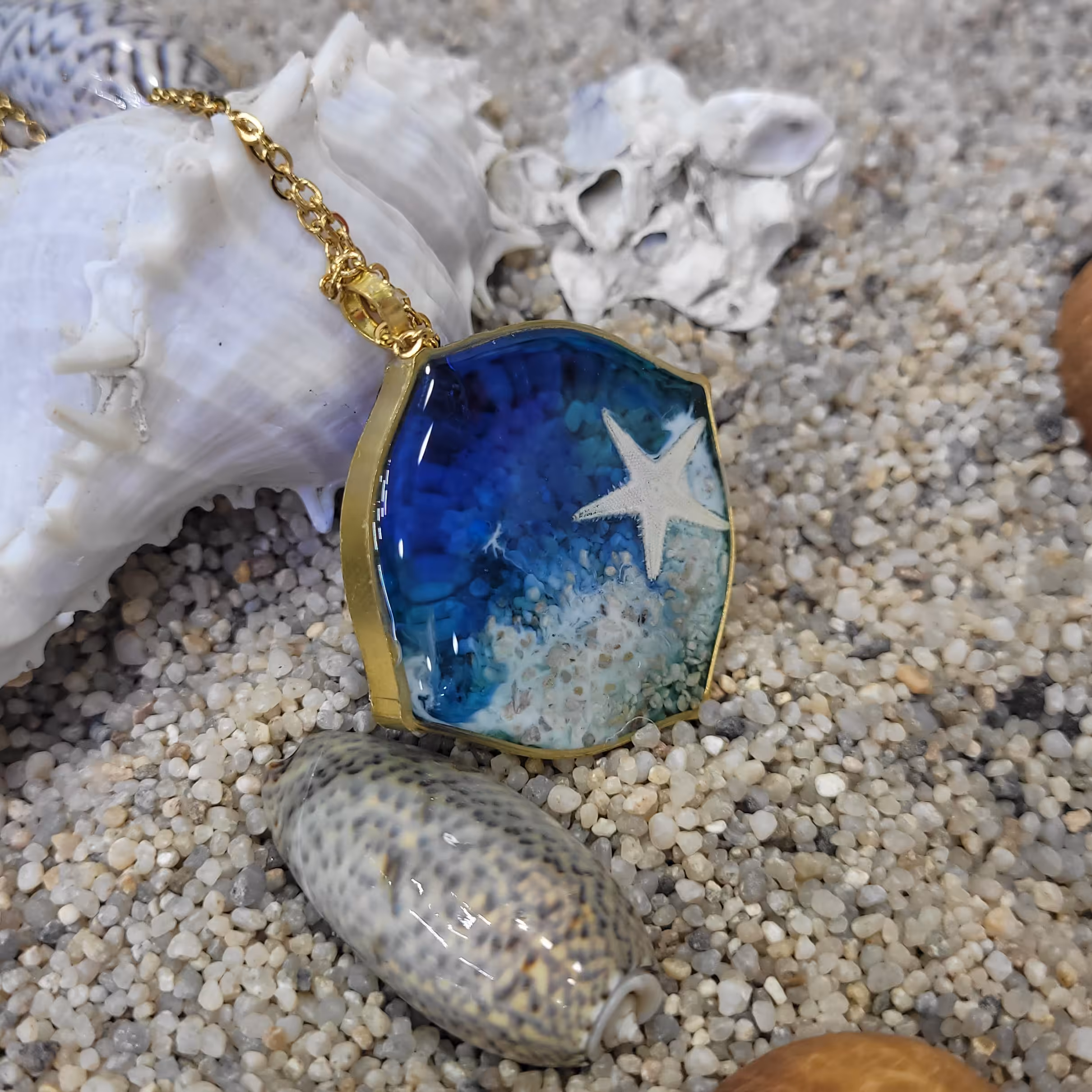 گردنبندرزینی،طرح دریا،کاملا رنگ ثابت وضدحساسیت