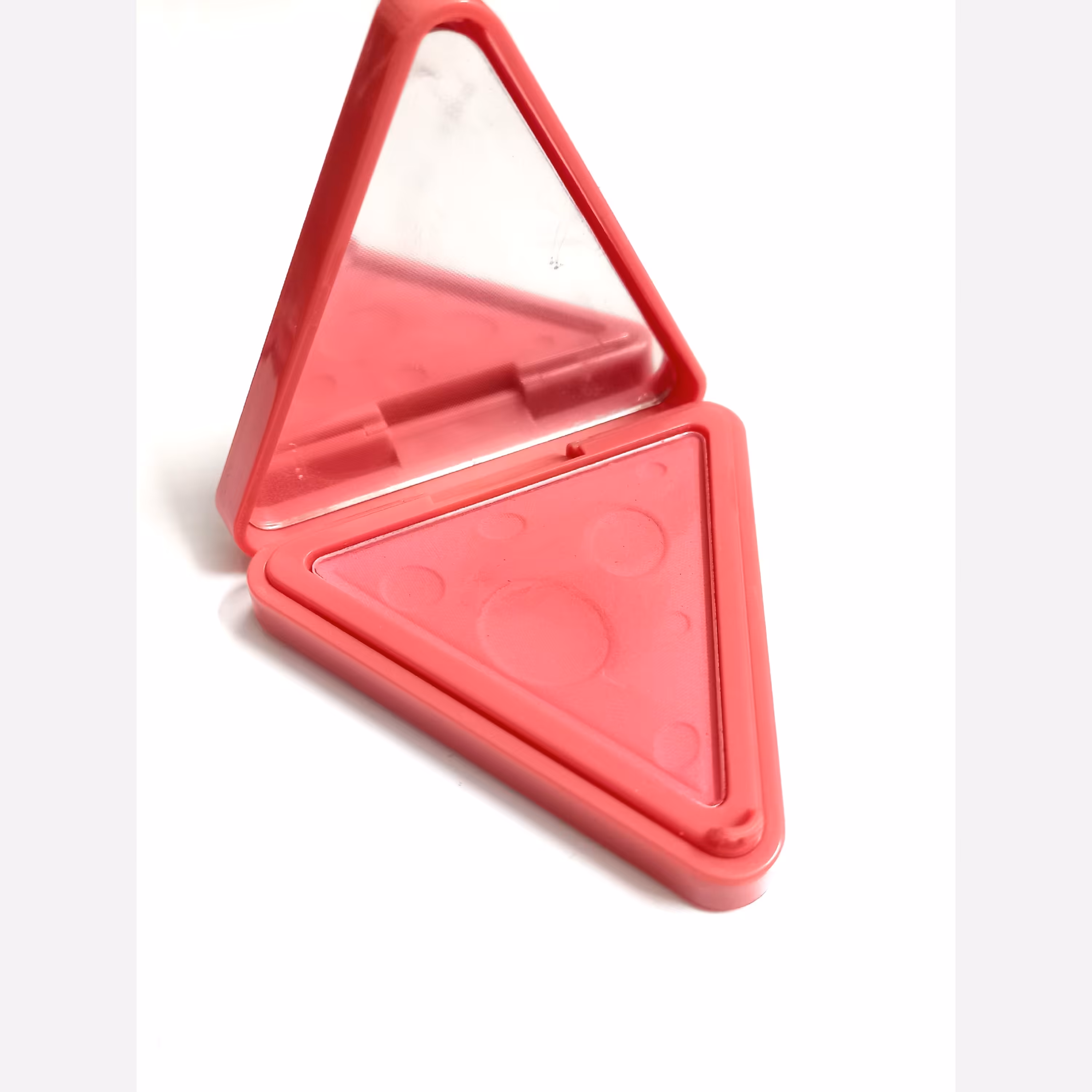 رژگونه مثلثی،پنیری