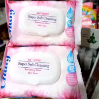 دستمال مرطوب پاکتی چانف
42 برگ
بدون الکل و پارافین
حاوی ویتامین B5 .E

