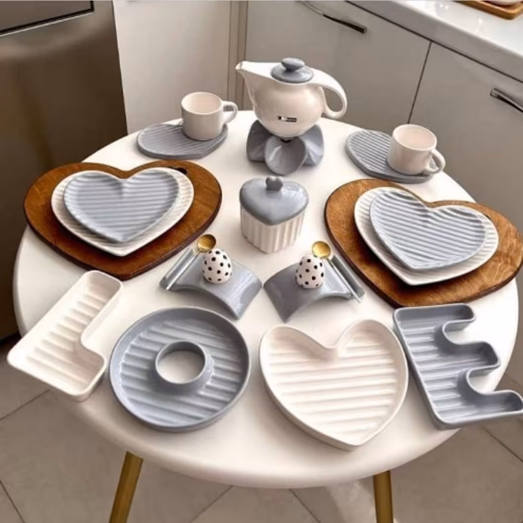 صبحانه خوری پر طرفدار طرح Love