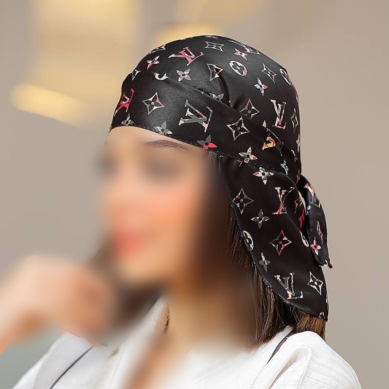 دورگ عربی دور دوخت طرح VL مشکی رنگ کیفیت عالی و بی نظیر اصلا سُر نمیخوره ارسال رایگان به سراسر کشور