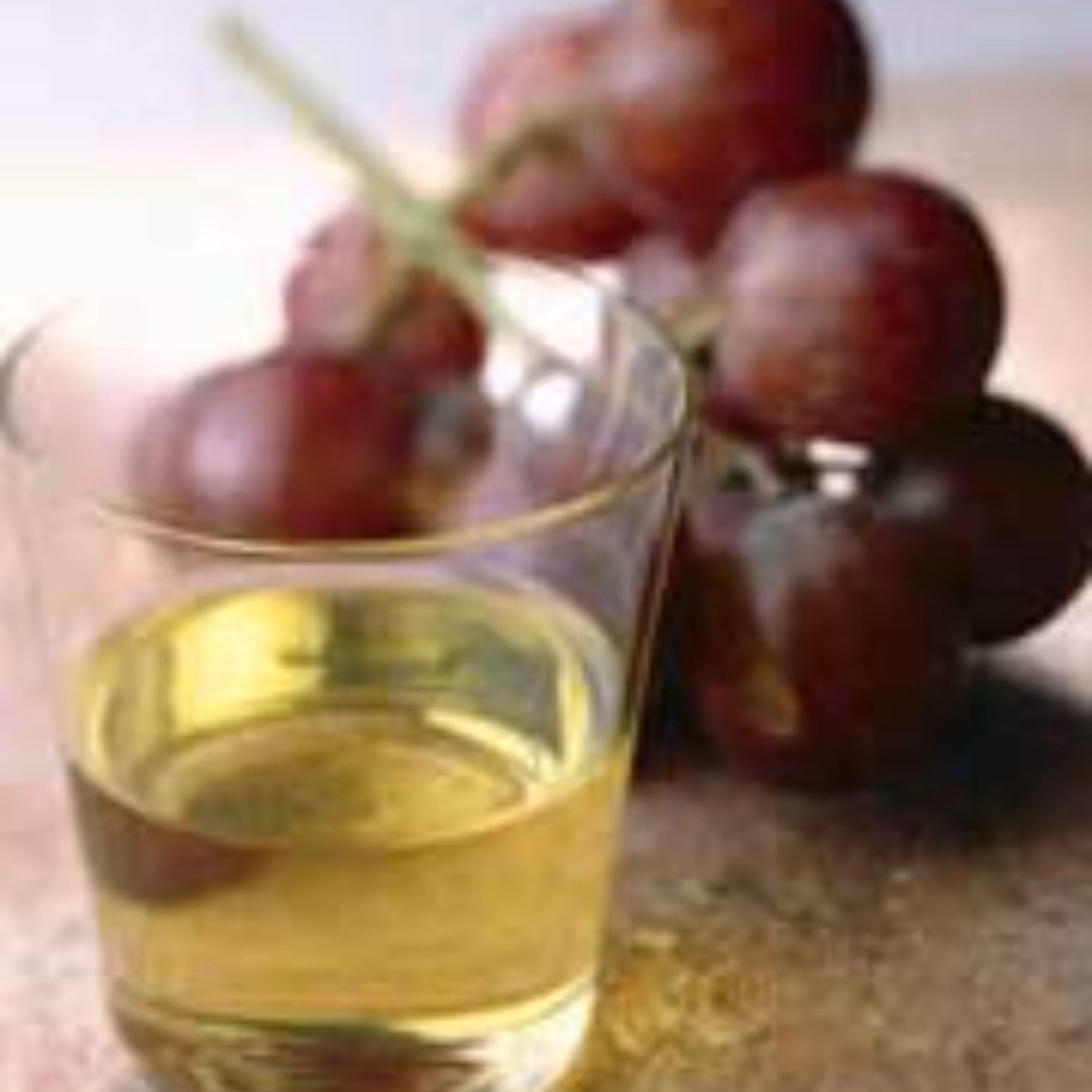 روغن هسته انگور 65 میلی لیتر بسته بندی شیشه ای