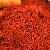 زعفران محصول سحر قائنات با بهترین کیفیت همراه با کارت گارانتی 18 ماهه(10 گرمی)