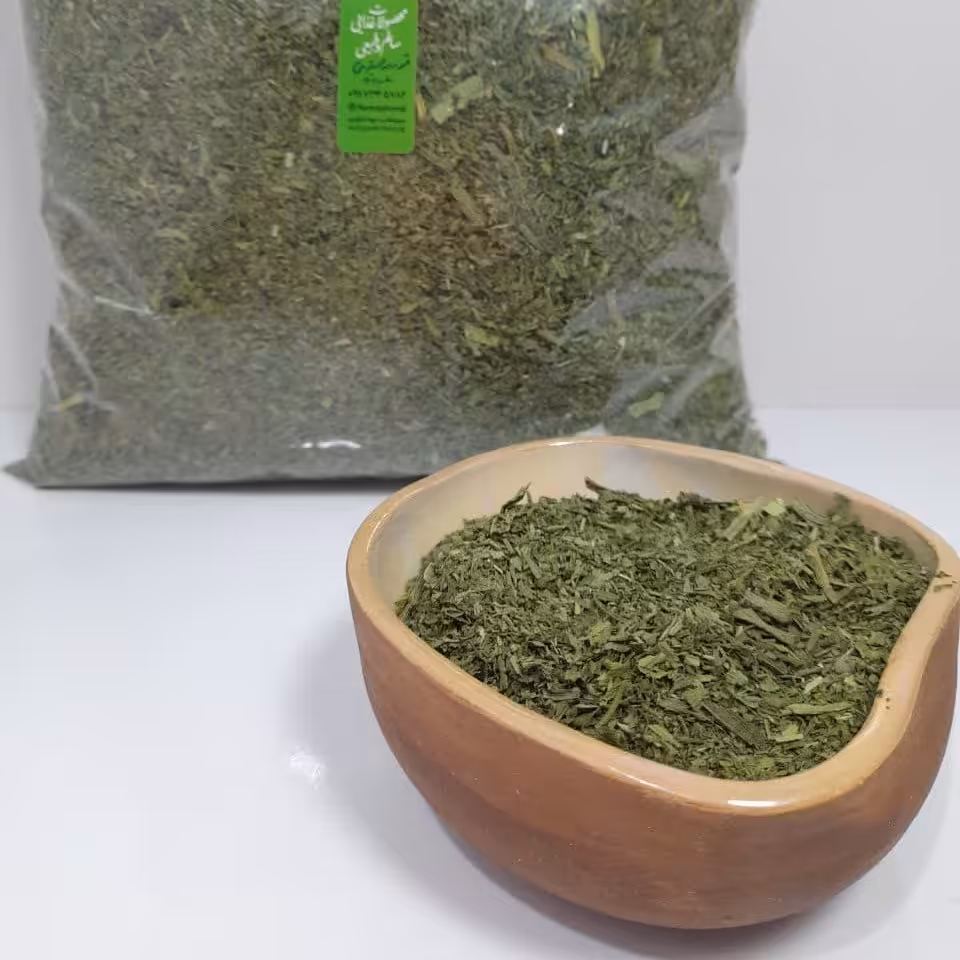 سبزی قورمه خانگی خشک  500 گرمی تهیه شده از مزارع شمال کاملا طبیعی و سالم