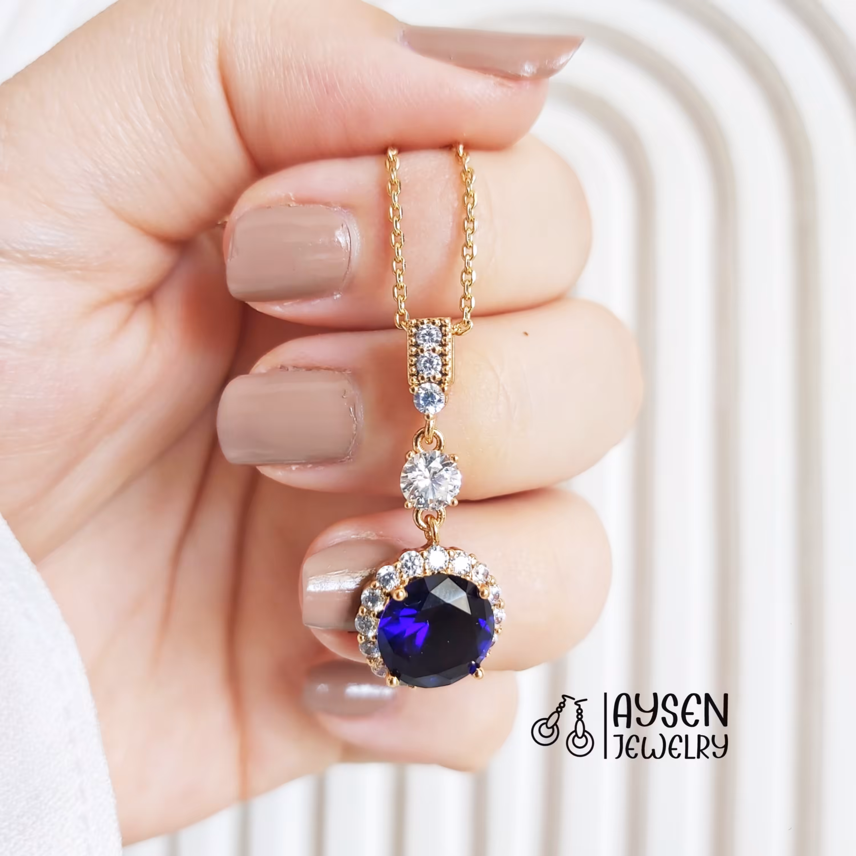 پلاک و زنجیر جواهری ژوپینگ