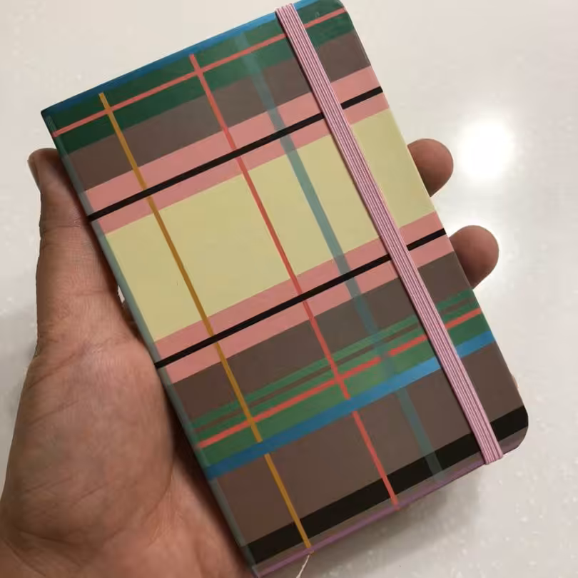 دفترچه یادداشت جلد سخت کش دار صد برگ کد11