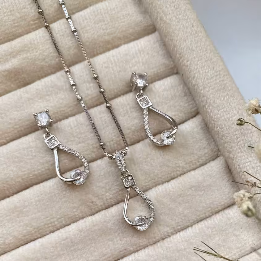 نیمست اصل وارداتی نقره