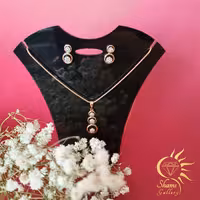 نیم‌ست رنگ ثابت و ضد حساسیت برند ژوپینگ / xuping شامل گردنبند و گوشواره 