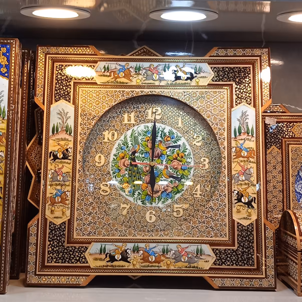 ساعت دیواری خاتم