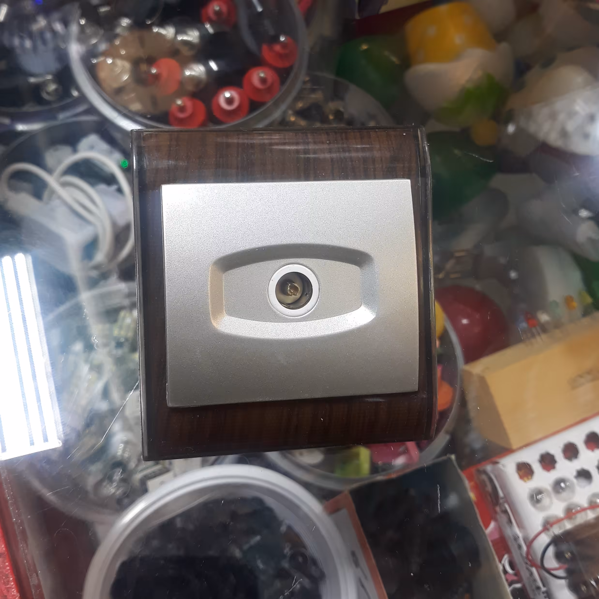 پریز فیش انتن TV