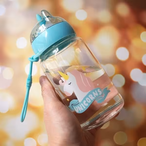 قمقمه شیشه ای درب آکواریومی یونیکورن همراه با بند سیلیکونی  حجم 360 ml 