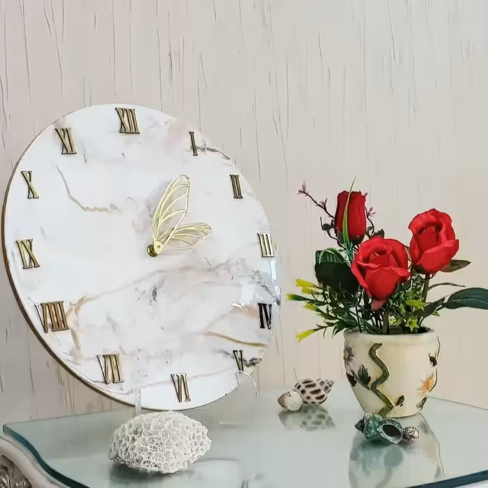 ساعت رزینی طرح مرمر سفید قطر 35با موتور ارامگرد اصل