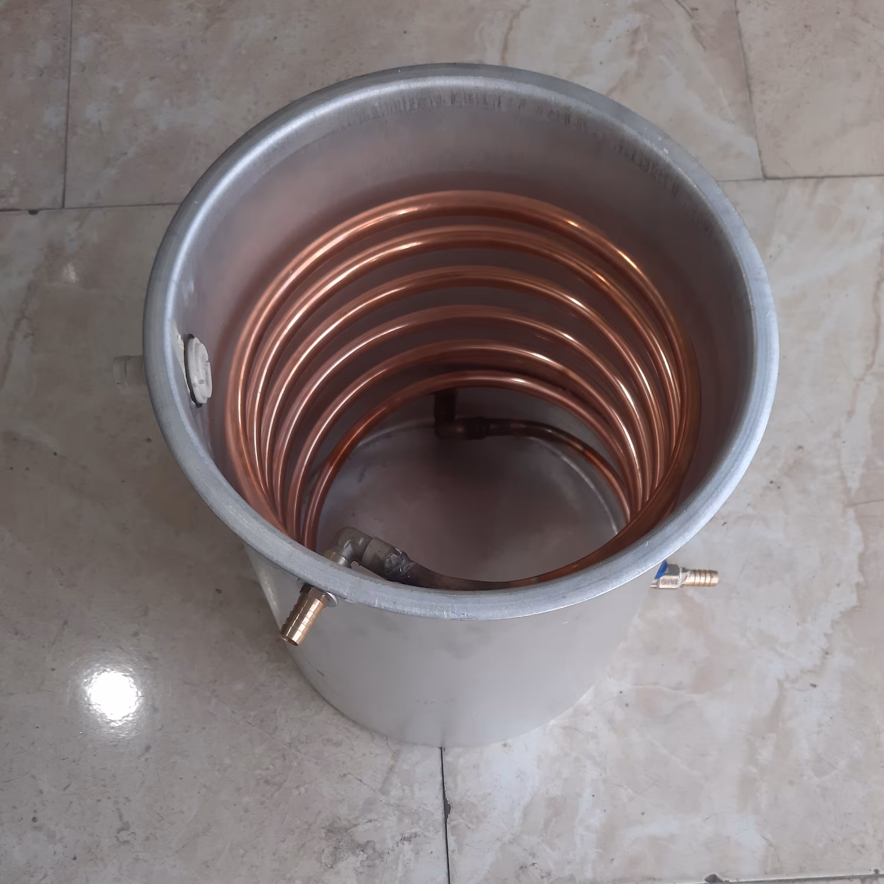 کندانسور (خنک کننده)آب بالوله های مسی سایز2