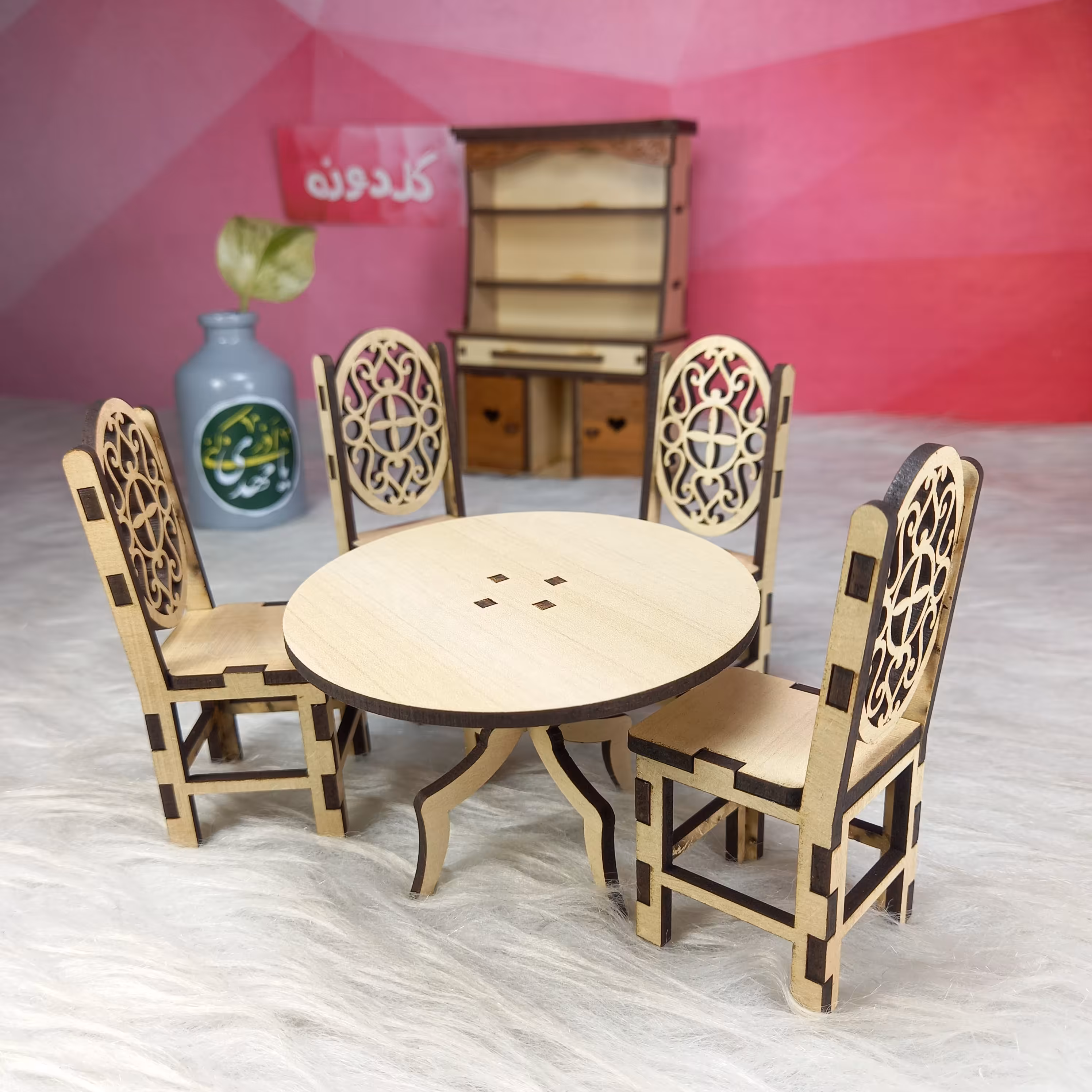 ماکت میز و صندلی 8 سانتی کد 1 - میز و صندلی مینیاتوری - میز و صندلی اسباب بازی-صندلی دکوری- گلدونه