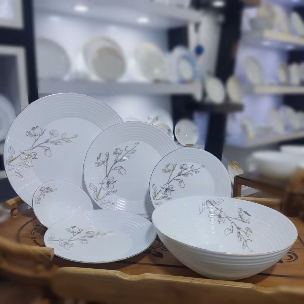 سرویس غذاخوری آرکوپال 6 نفره هارنا  گلدن اپال  طرح نیلوفر خط طلا