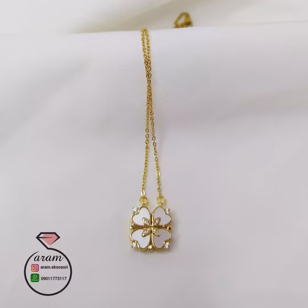 گردنبندمگنتی شبدر یا قلب.استیل رنگ ثابت وضدحساسیت.این قیمت کجا دیدین؟😅.تعدادش خیلی محدوده.این گردنبندو دو حالت میتونین 