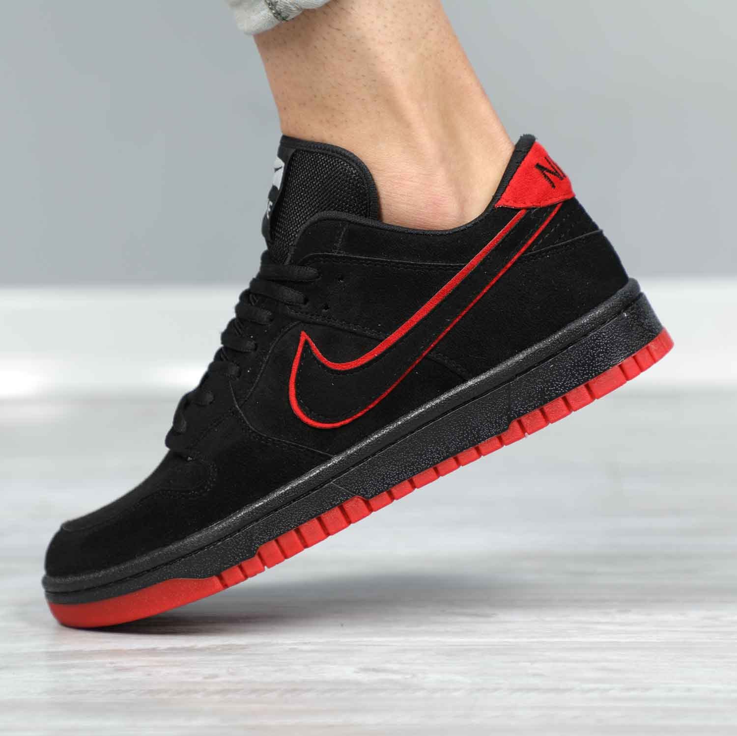 کتونی نایک NIKE مشکی قرمز وارداتی HIGH QUALITY اسپرت