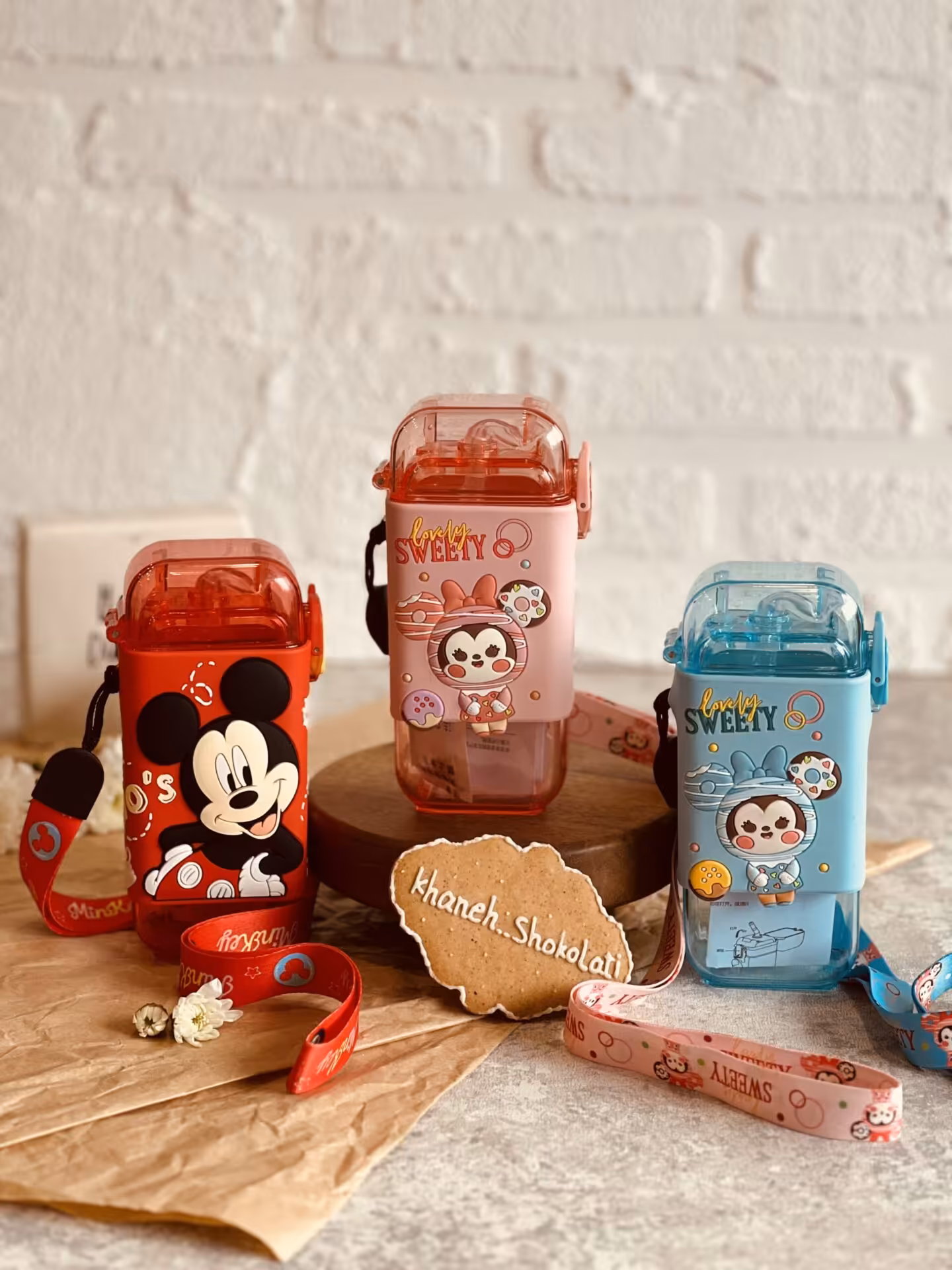 قمقمه فانتزی بند دار طرح دیزنی کد00230