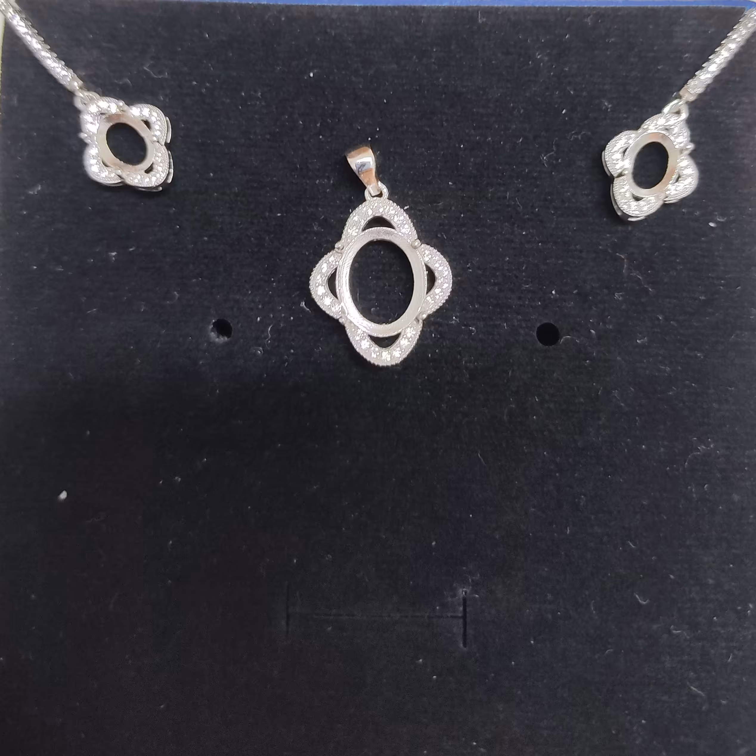 نیم ست نقره با روکش رادیوم و با قابلیت تعیین سنگ دلخواه کد 5ت1