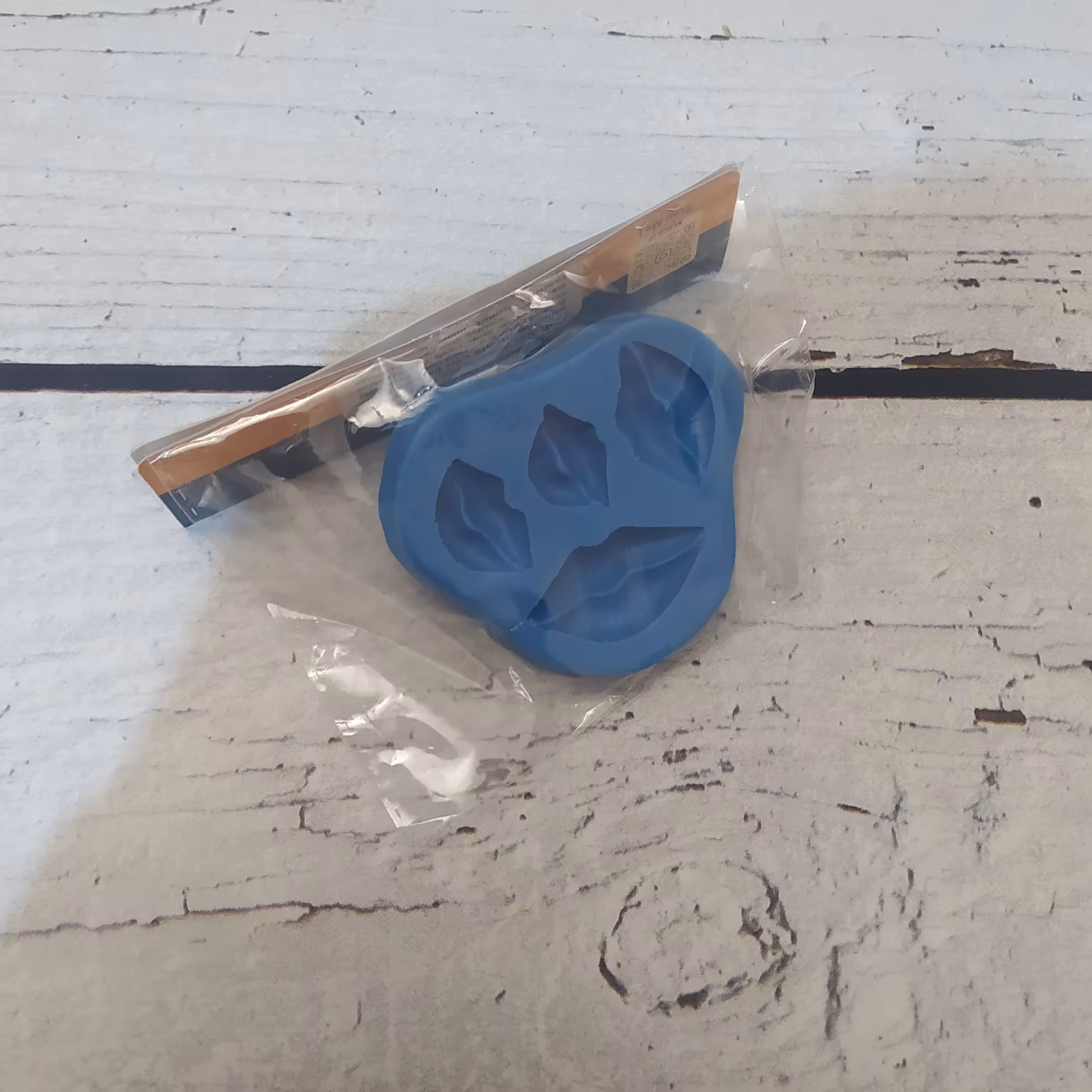 مولد سیلیکونی شرکتی مدل لب جور