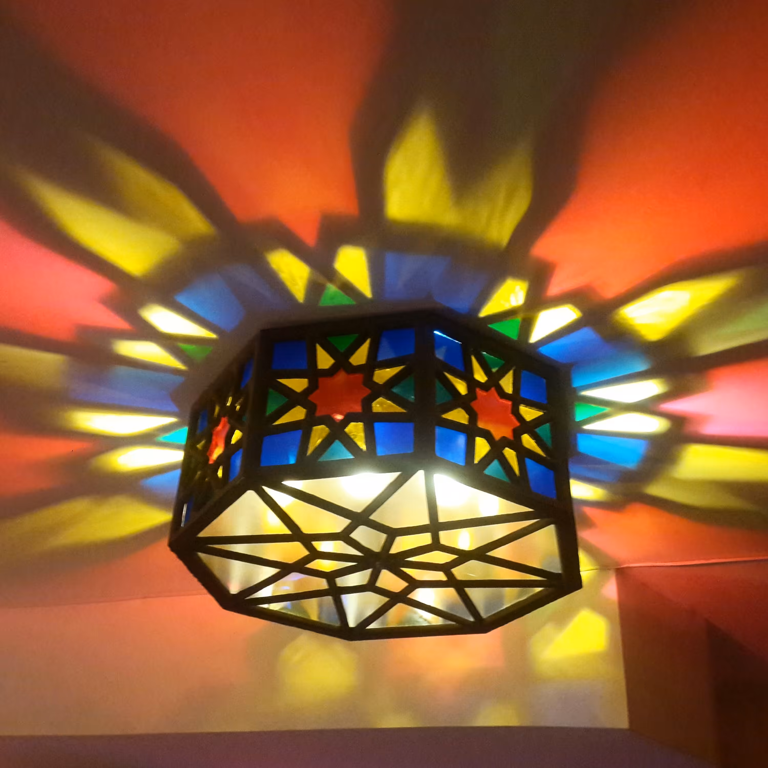 لوستر با قطر 50 ال ای دی هشت وجهی