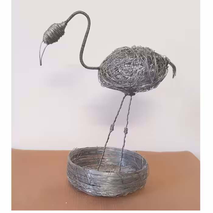 تندیس لک لک با لانه سیمی دست ساز مفتولی اسمبلاژ هنری آرت