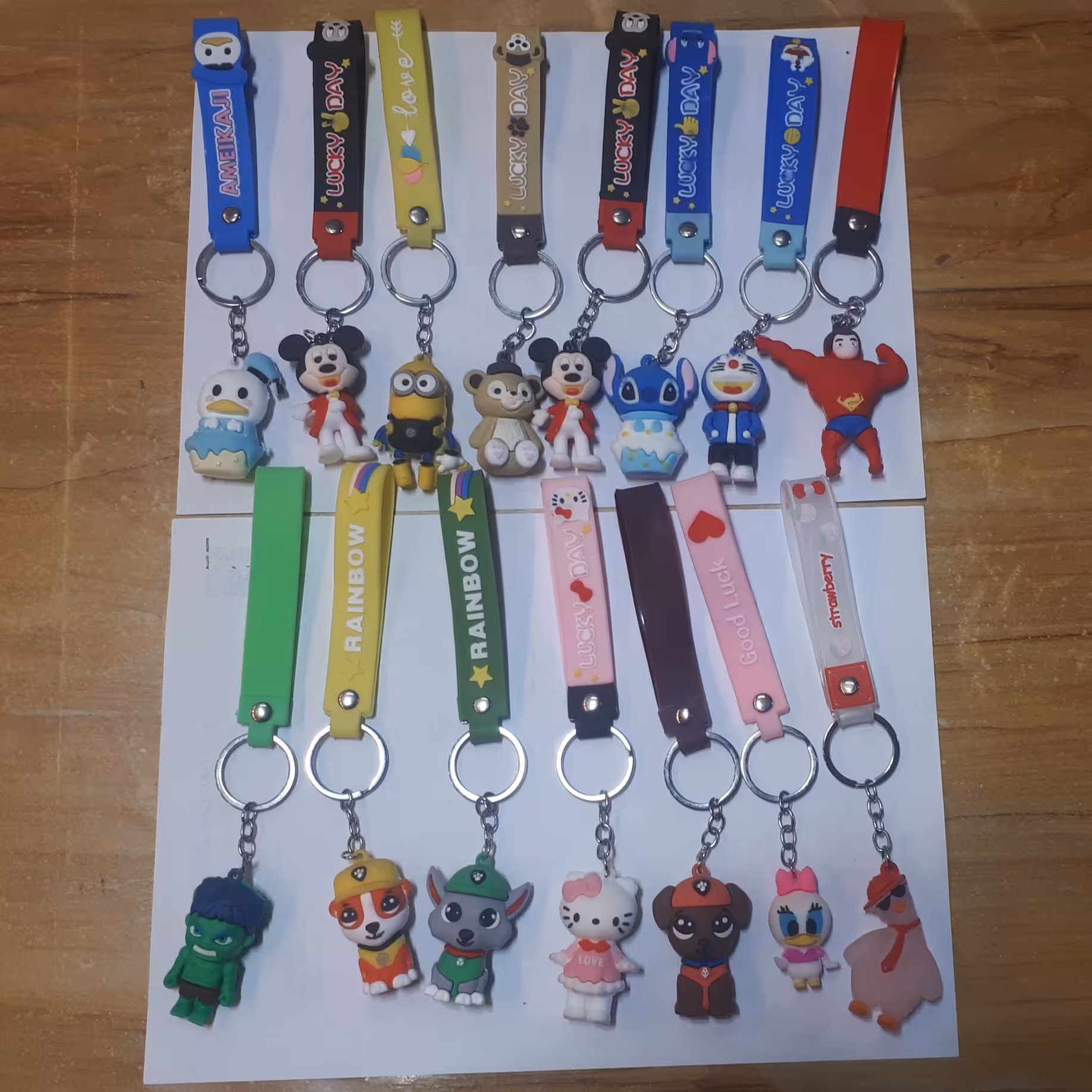 دسته کلید سلیکونی با طرح های متنوع و بامزه