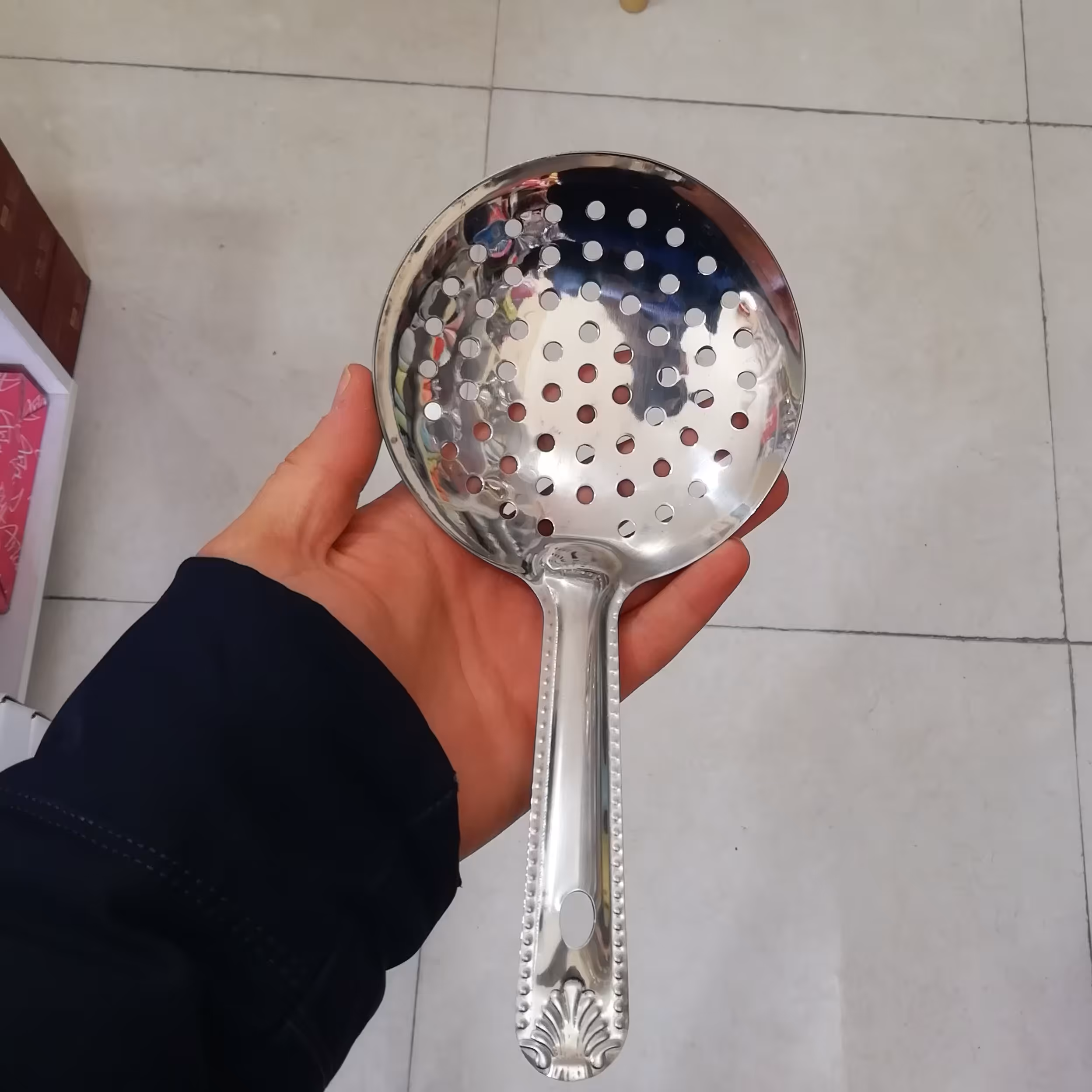 کفگیر سوراخ دار دسته کوتاه استیل آهنربا نگیر