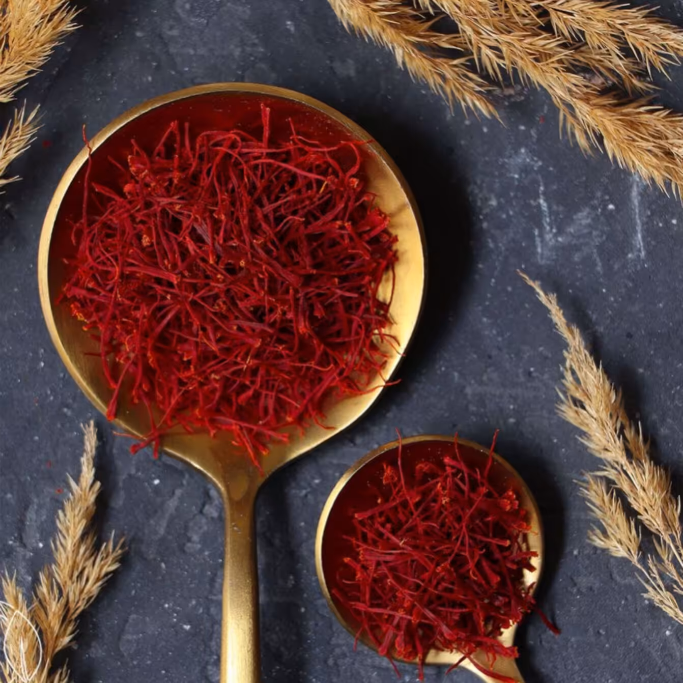 سه عدد زعفران یک مثقالی ممتاز ارسال رایگان(تضمین کیفیت وقابل مرجوع)