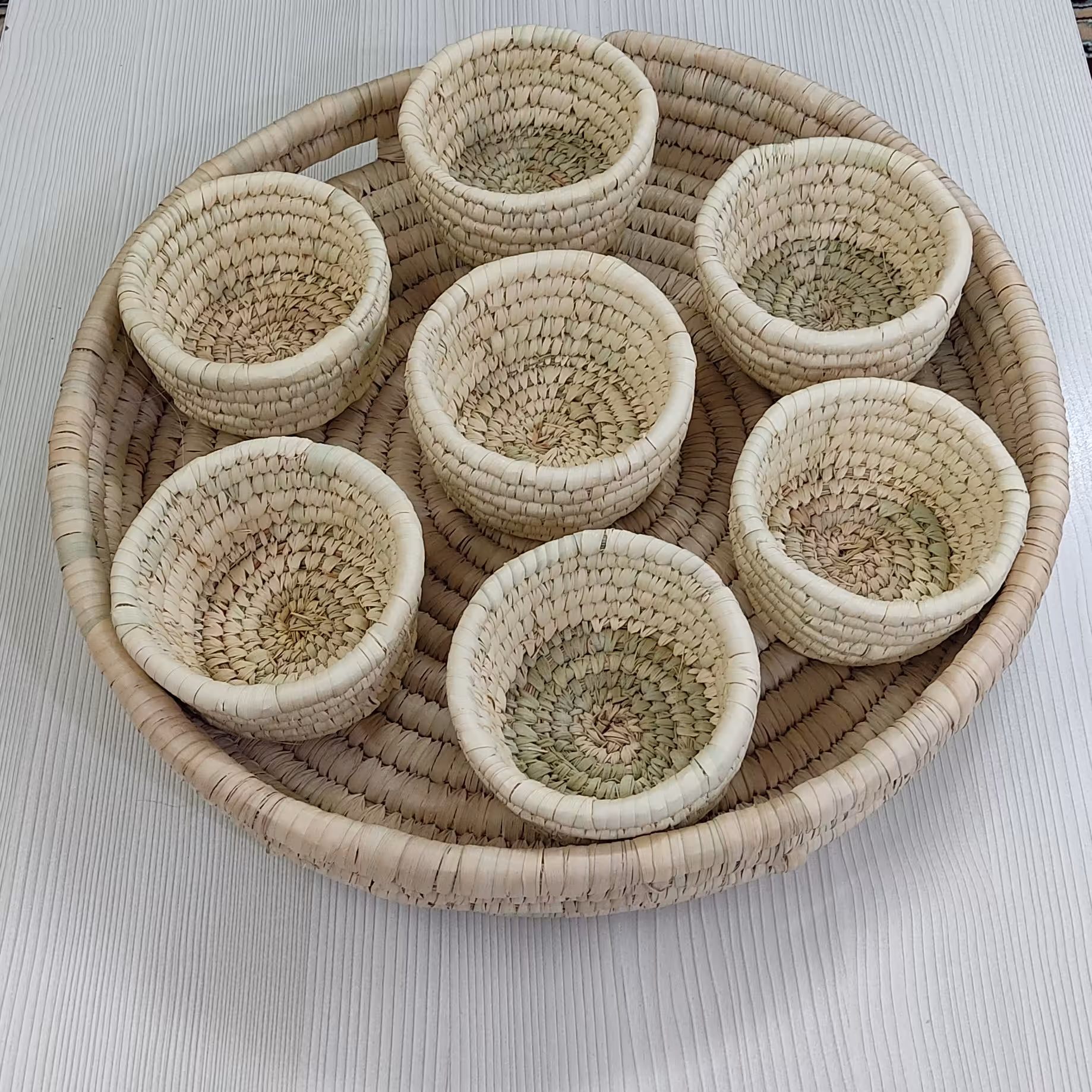 ست  پذیرایی حصیری  با 7  عدد کاسه 