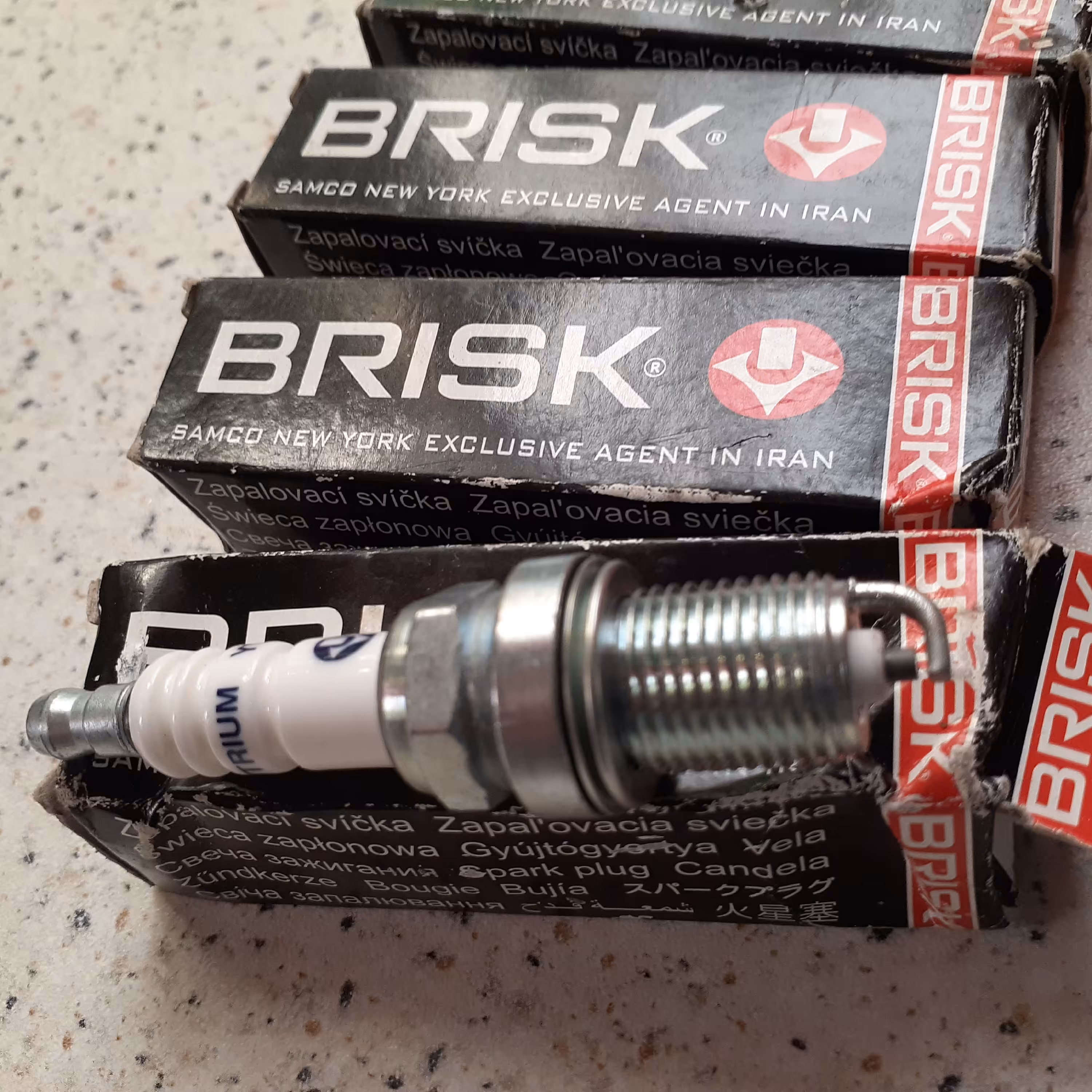 شمع بریسک اصلی اروپایی درجه یک رزوه کوتاه