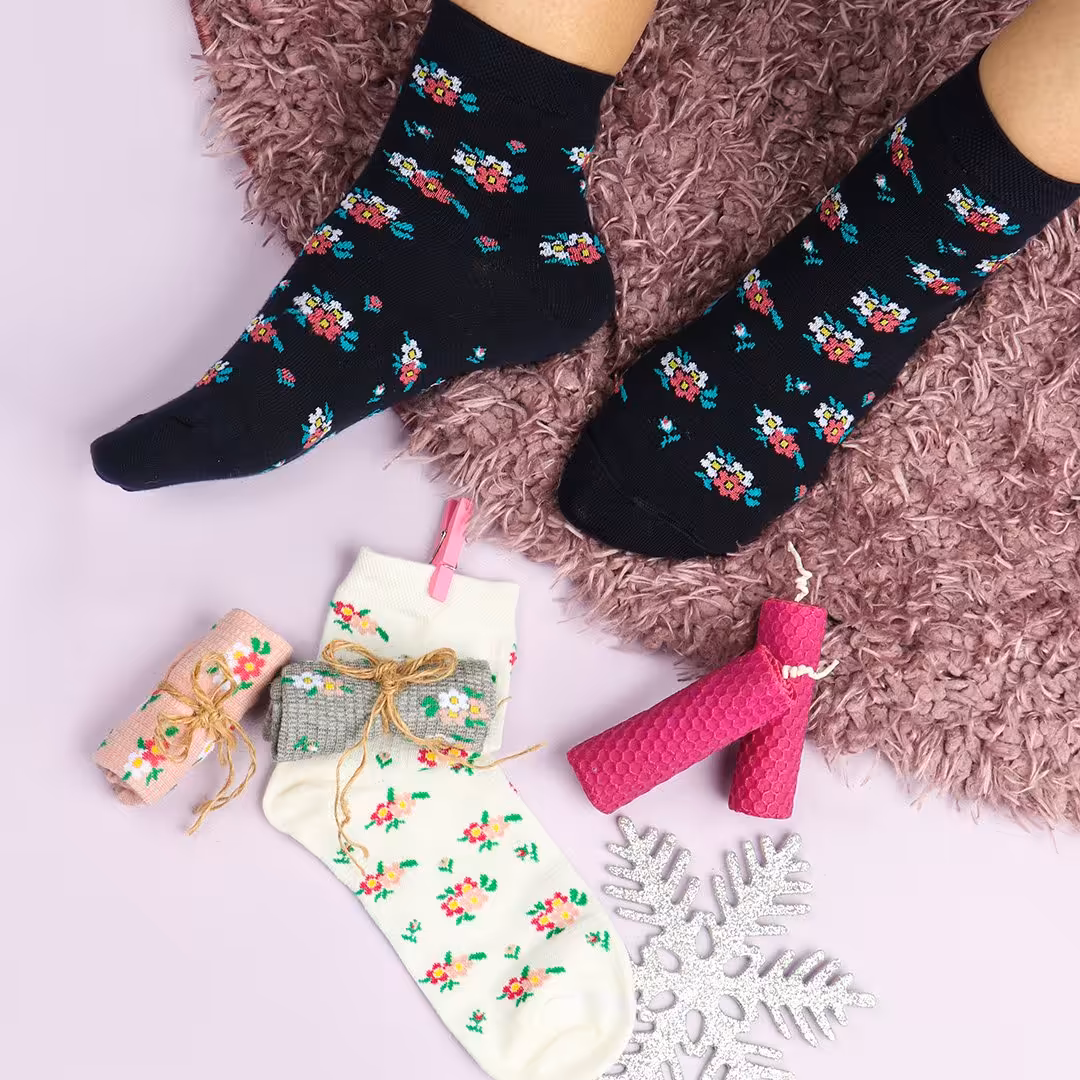 جوراب نخ پنبه نیم ساق گلدار در 5 رنگ زیبا