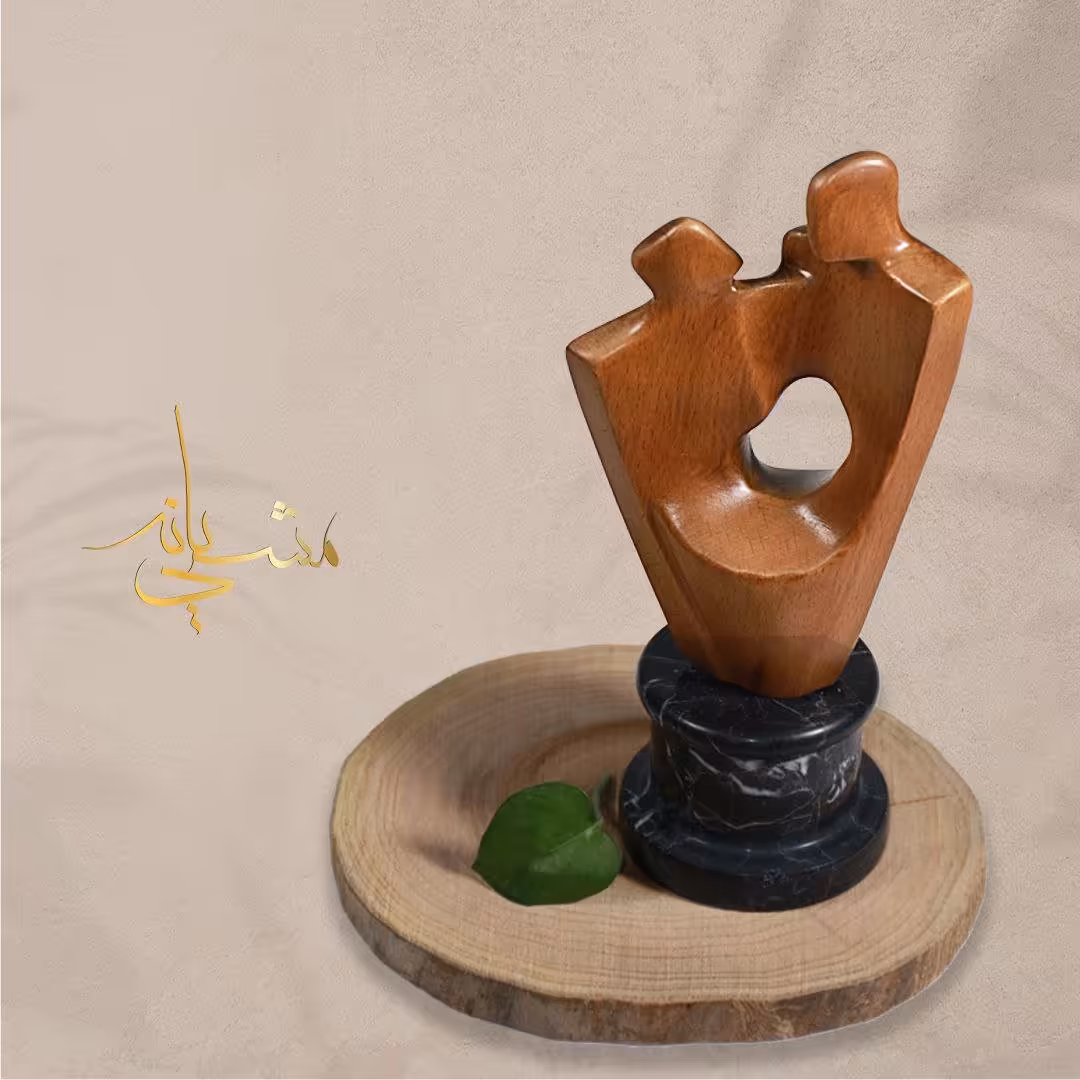 مجسمه آشیان