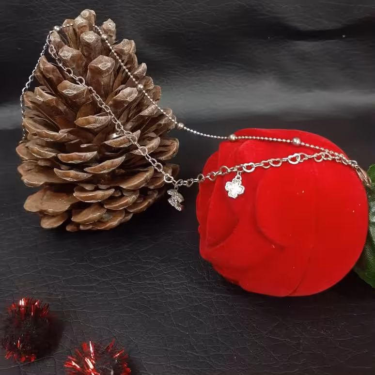 دستبند زنانه نقره ایتالیا عیار 925 و آبکاری طلا سفید بدون ریزش نگین 