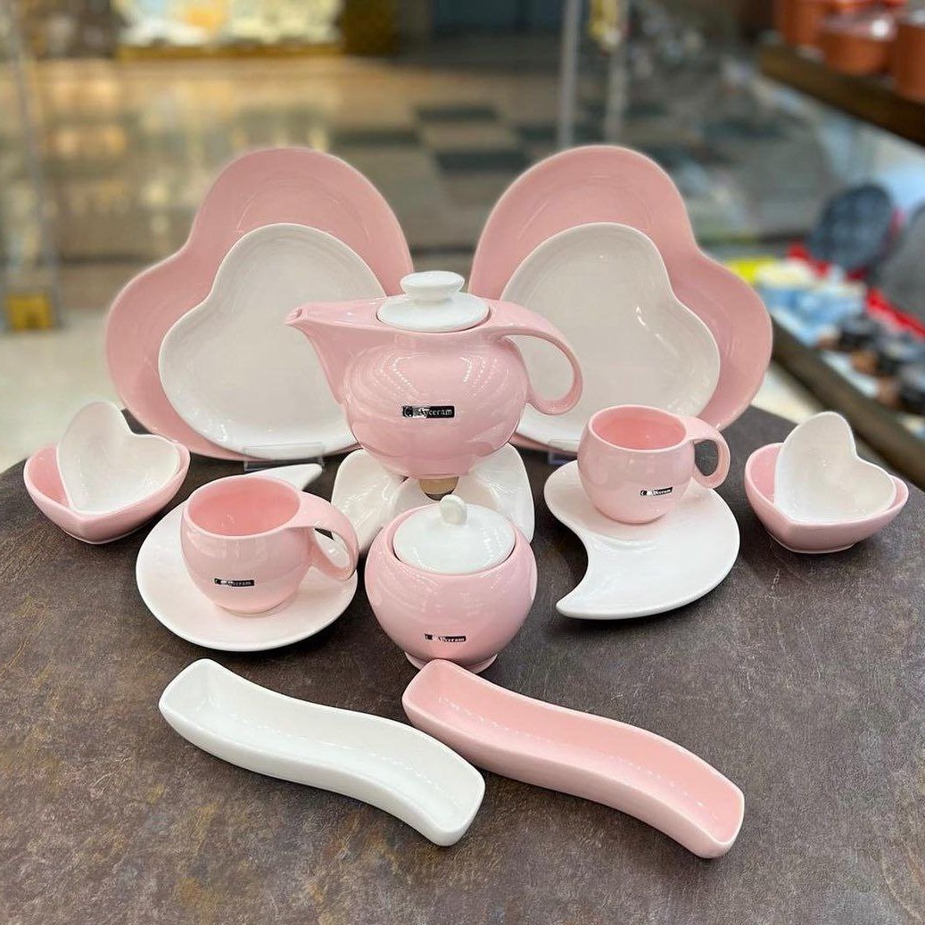 سرویس 19 پارچه صبحانه خوری( هزینه ارسال با مشتری)