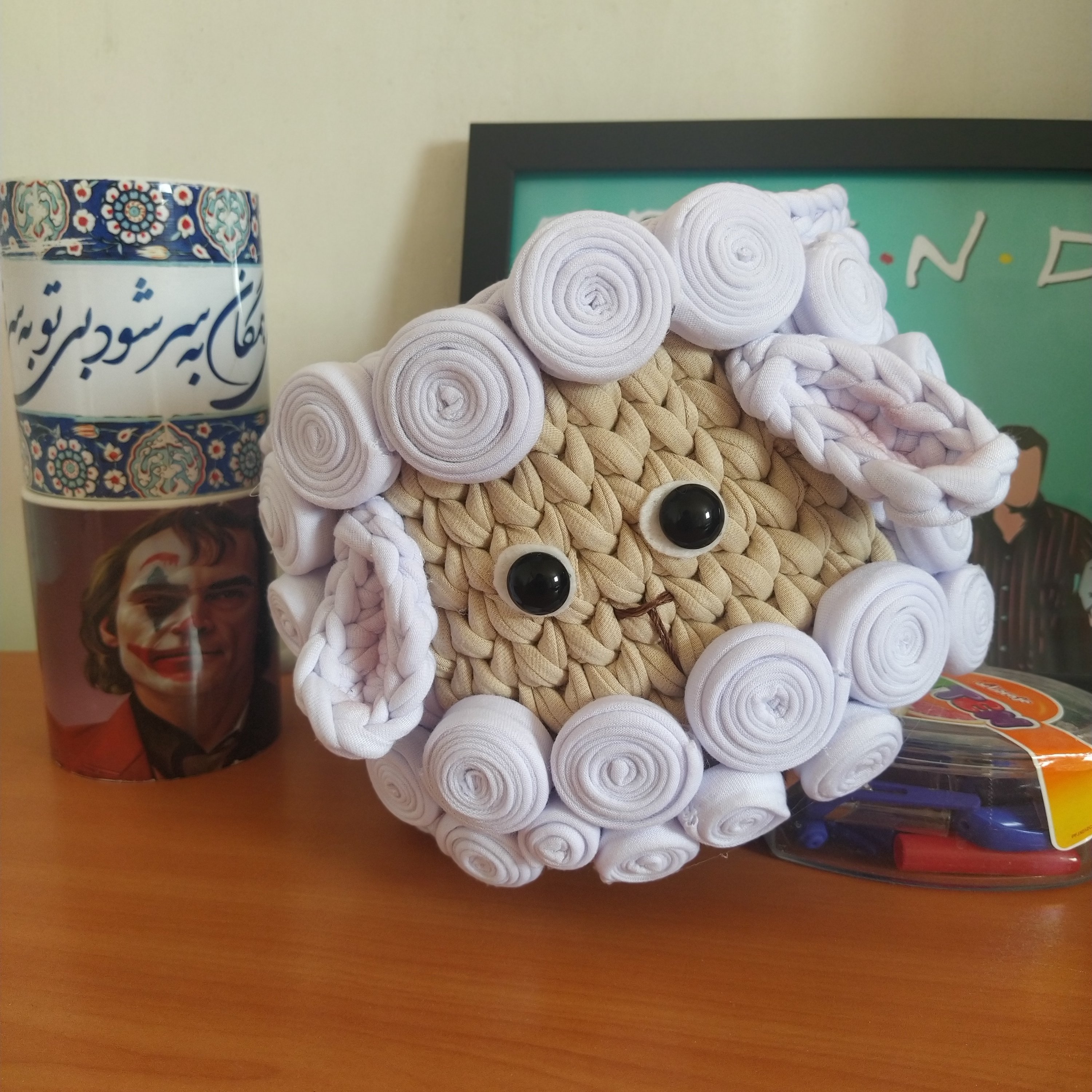 سبد دستبافت تریکو