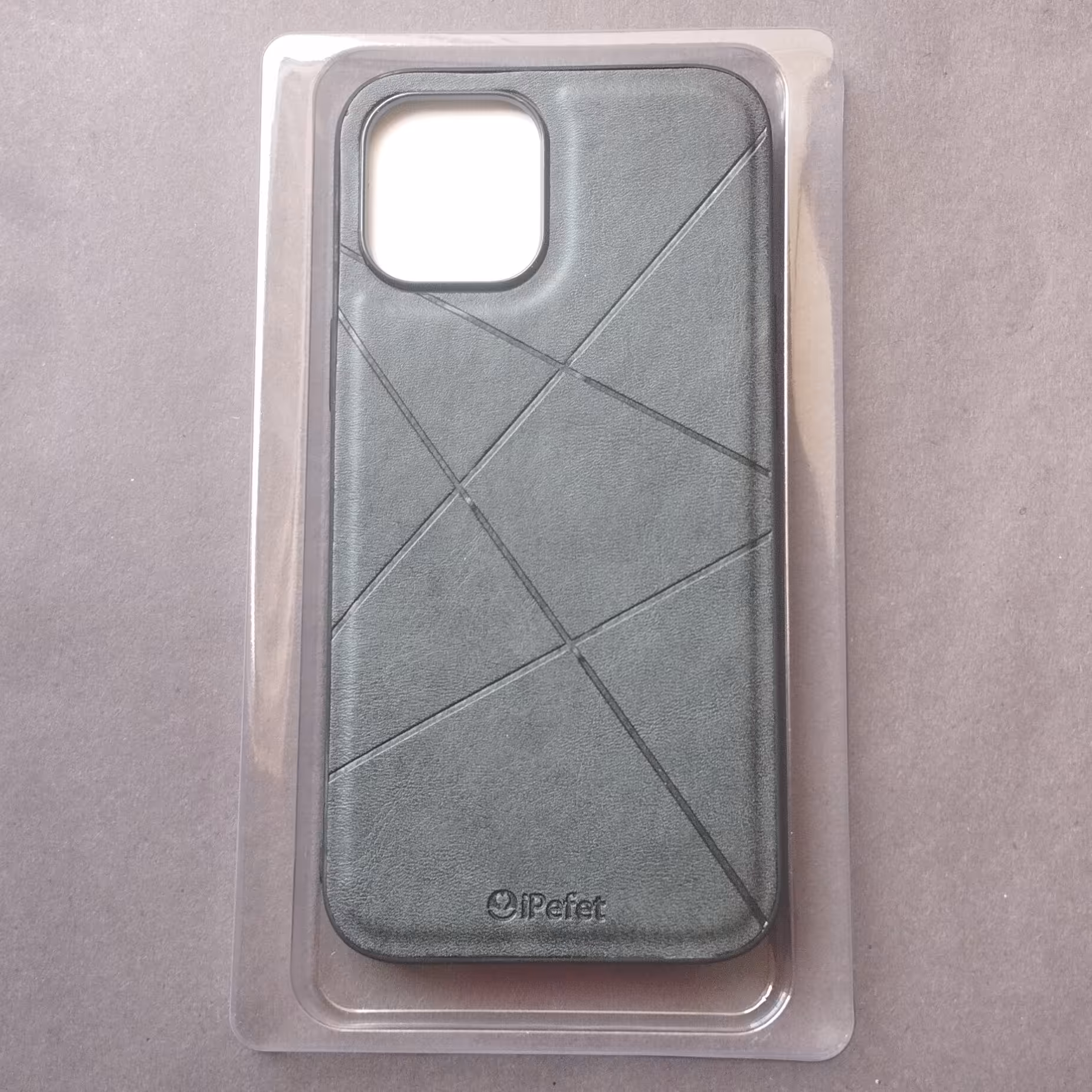 کاور چرمی  IP 12PROMAX